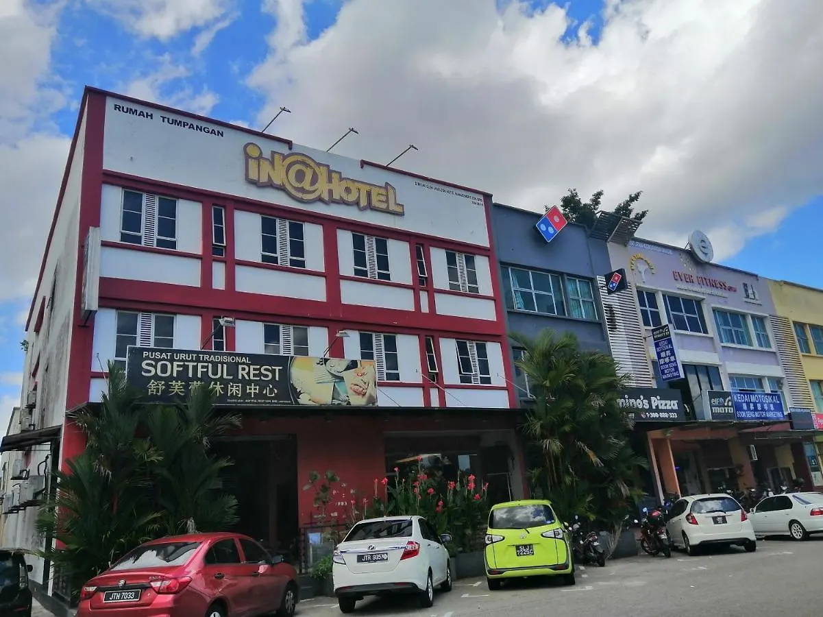 Oyo 89810 In@Hotel Taman Gaya Johor Bahru